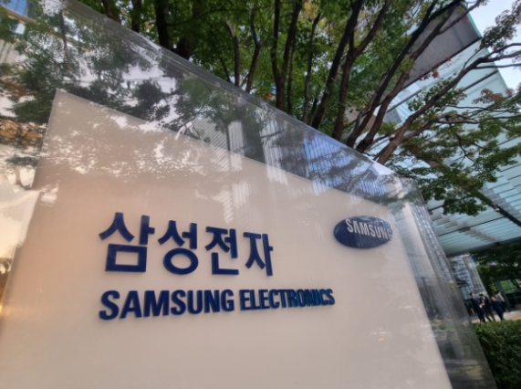 삼성 폴더블 디스플레이의 기술, 혁신, 시장