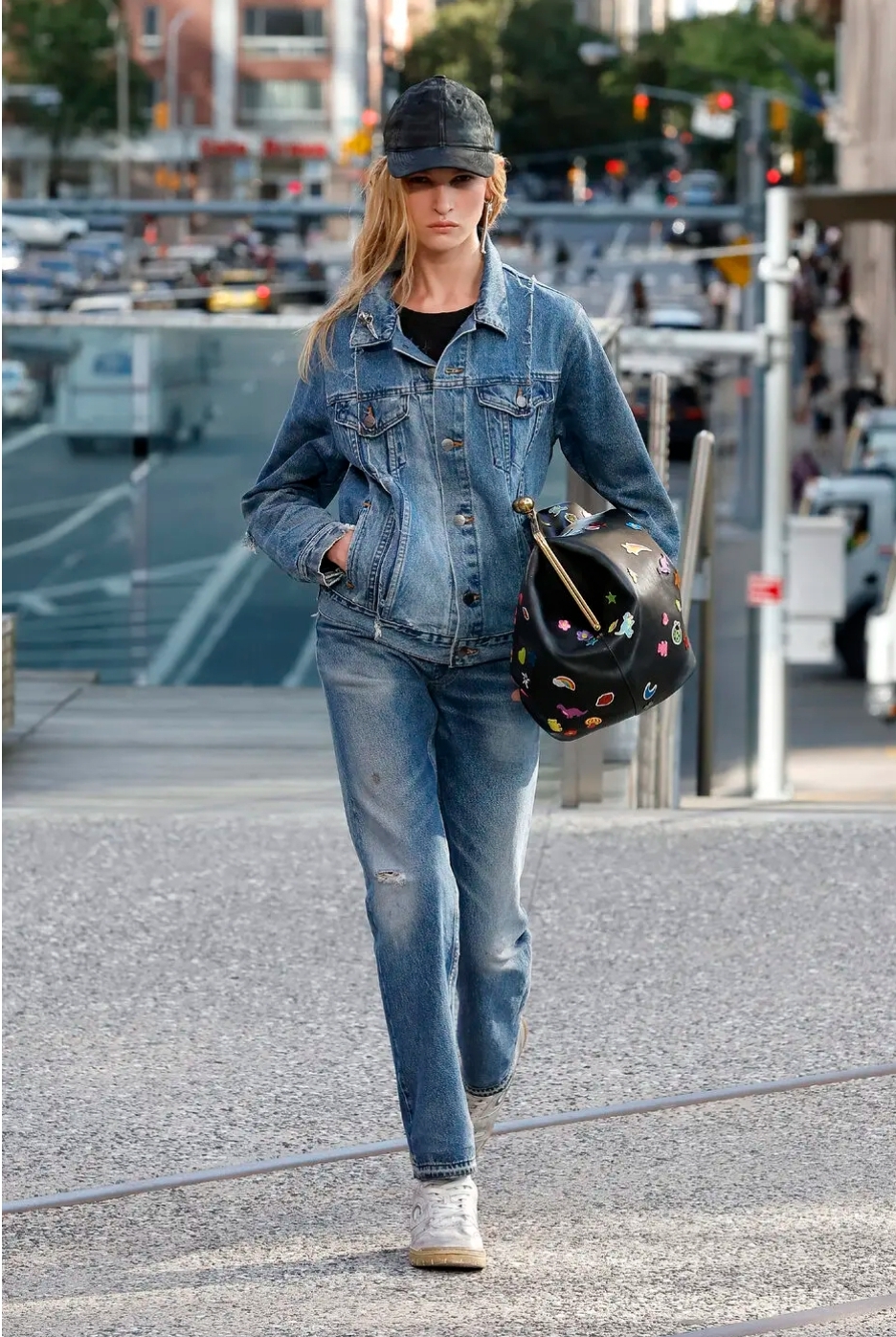 톤온톤의 청+청 패션