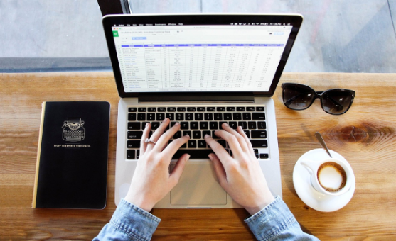 사람과 AI의 협업이 만드는 새로운 직업 생태계