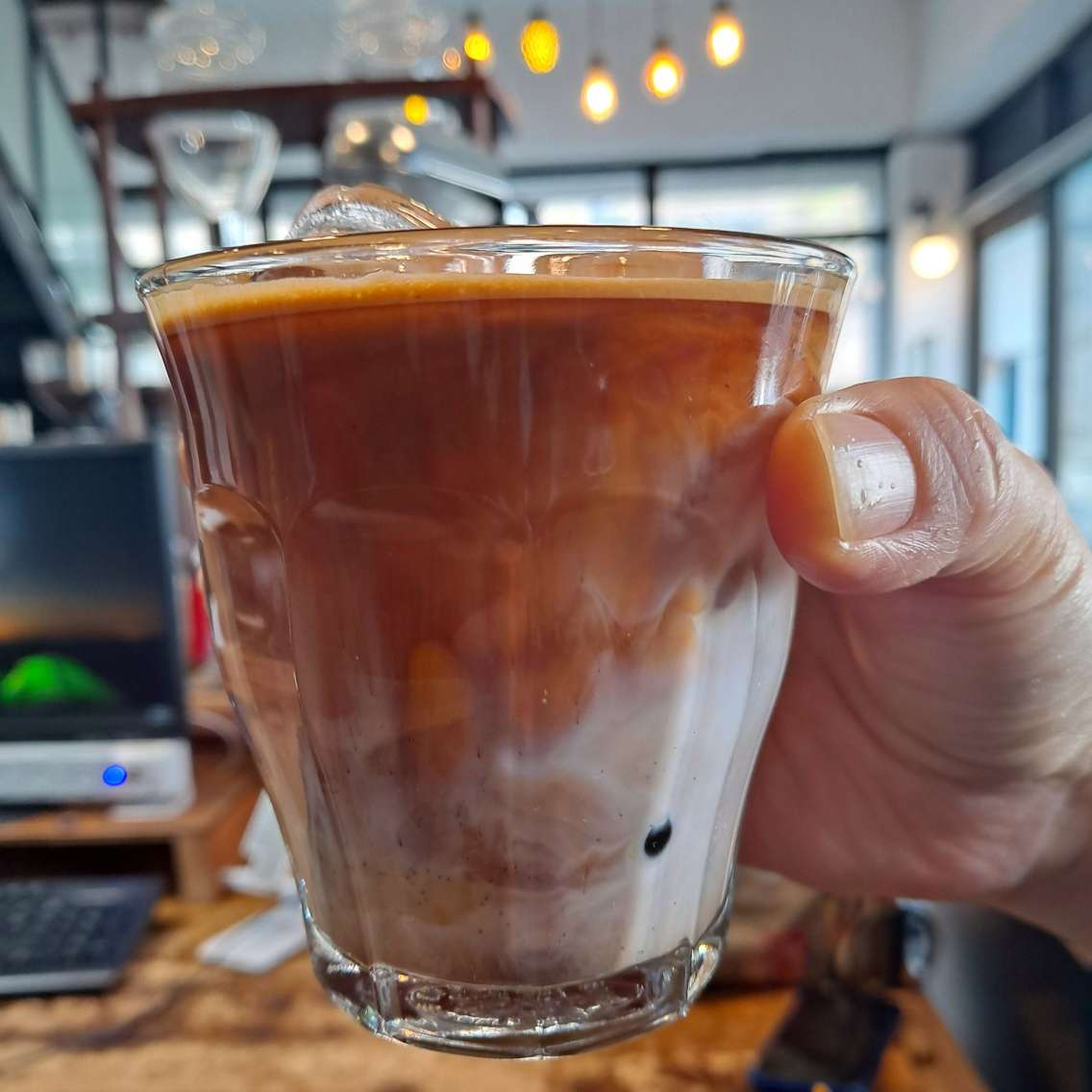 아이스플랫화이트