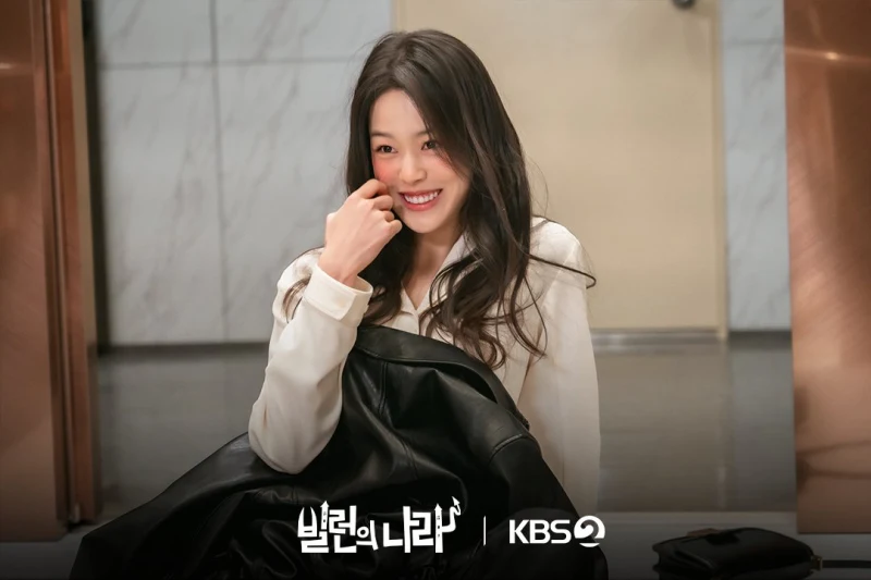 빌런의 나라에서 서이나 역을 맡은 한성민