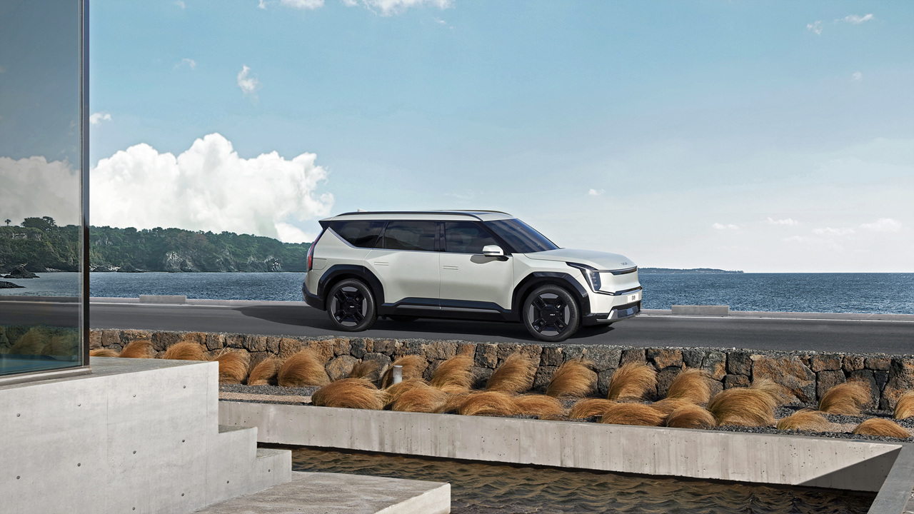 2024년형 EV9 측면 사진