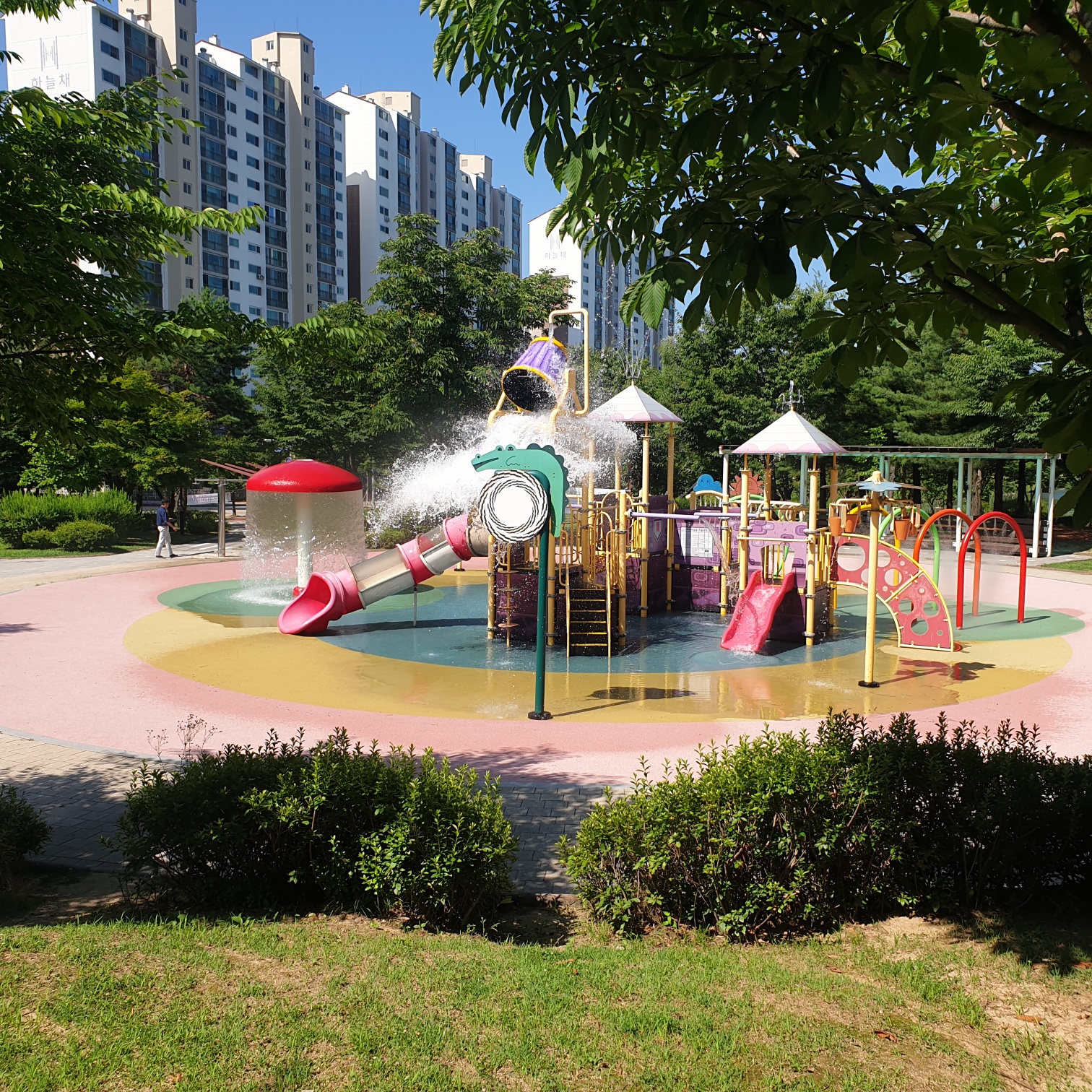 일월호수공원 물놀이장