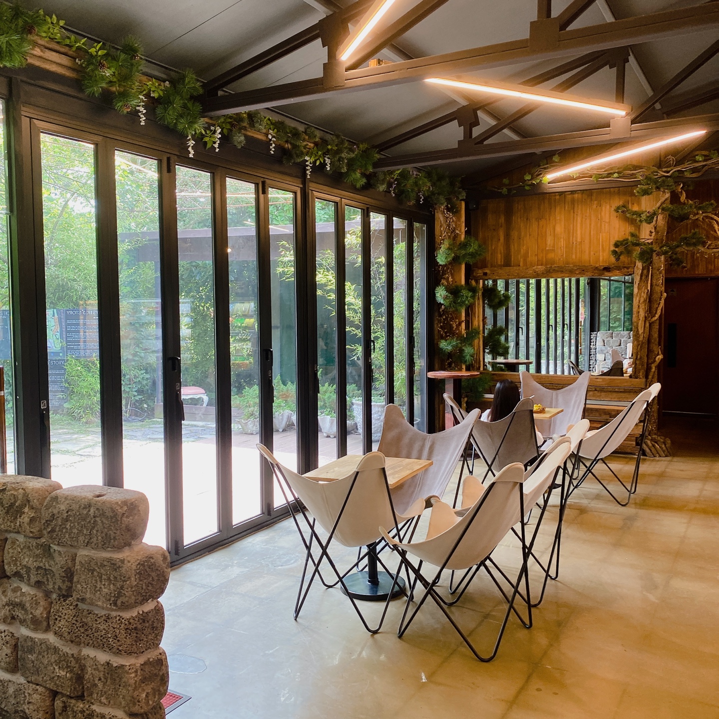 제주 노형동 러브랜드 정원카페 미스틱3도 피크닉 한라봉 흑돼지