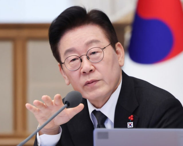 이재명 대통령의 거주기간 요건 검토 지시