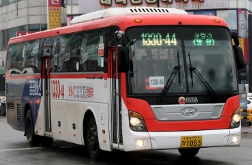 1330-44번 버스