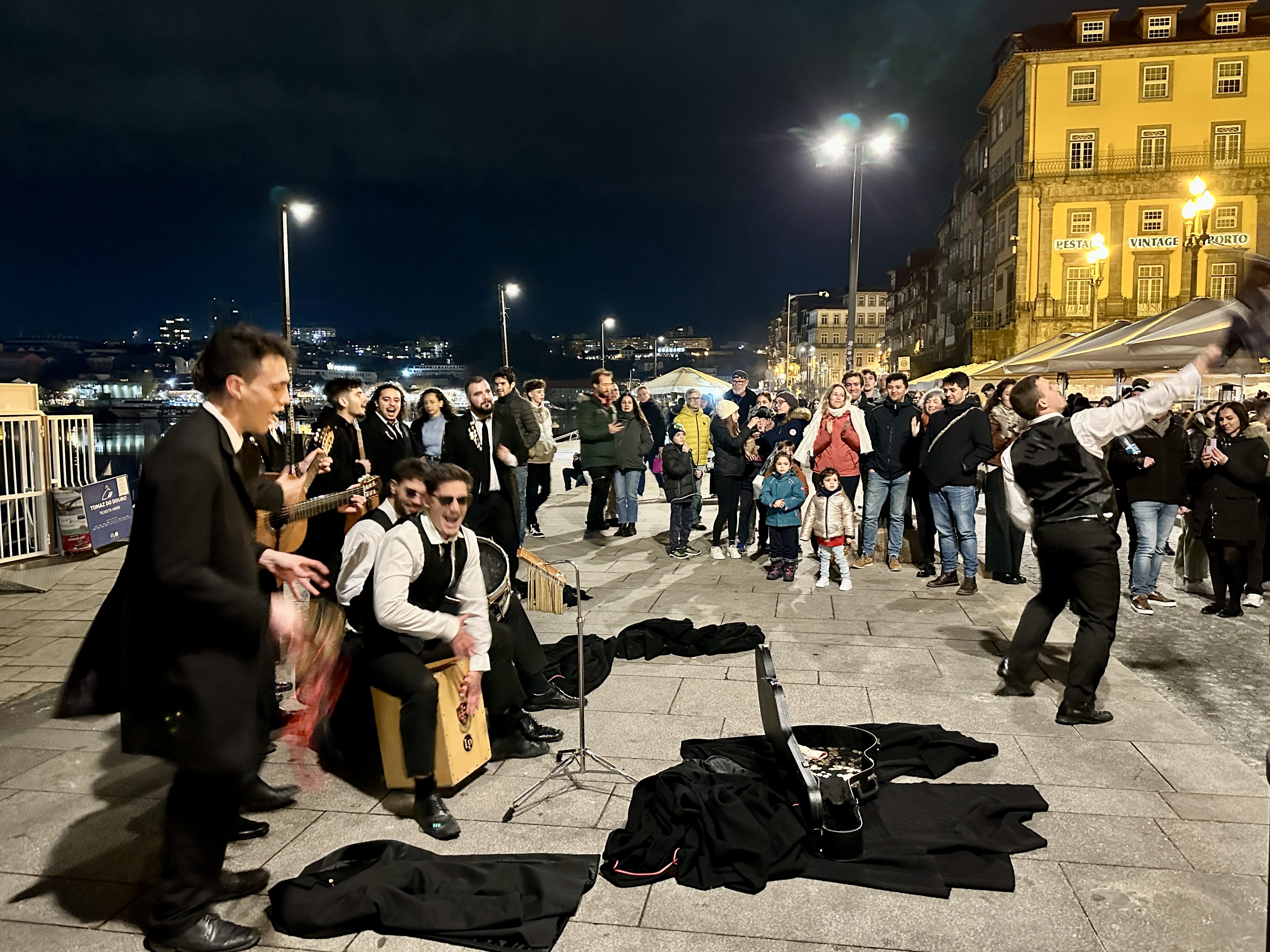 포르투 거리 공연