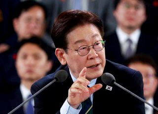 늑구 대전 오월드 탈출 수컷 늑대 청주 드론 수색