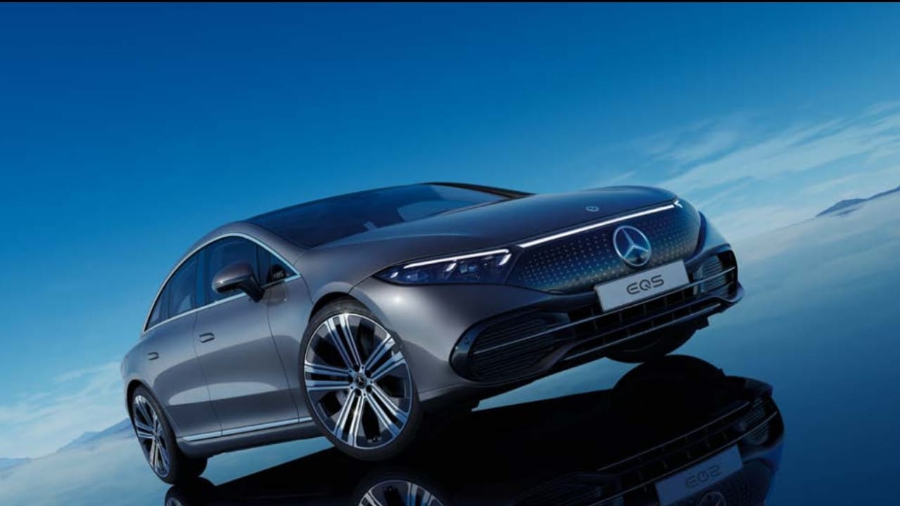 메르세데스-벤츠 EQS