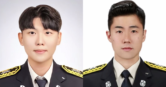 경북 문경시의 육가공공장 화재 진압 중 순직한 고(故) 김수광(27) 소방장의 아버지가 화재 당일 아침에 대한 기억을 전했다. 사진은 고 김수광(왼쪽)&middot;박수훈 두 소방관의 모습. [사진=YTN 보도화면 캡처]