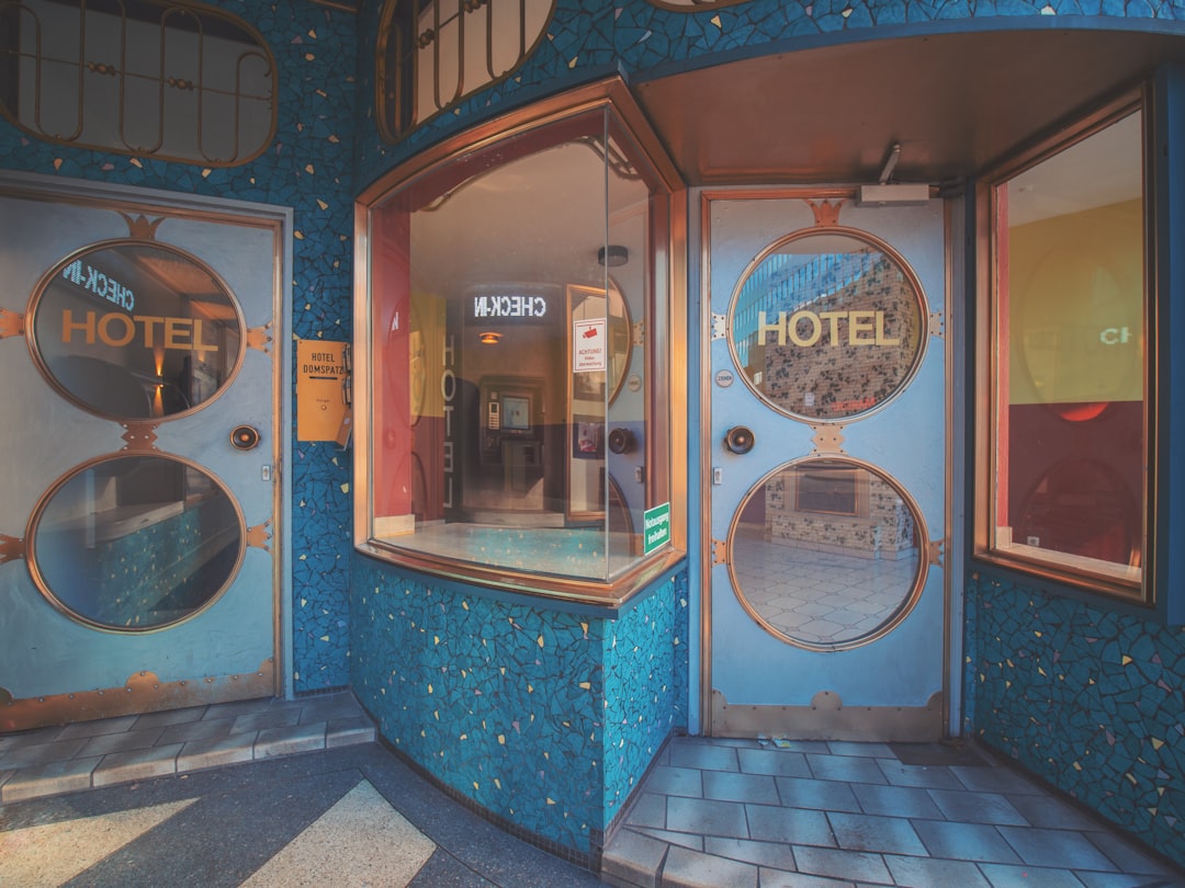 'Hotel'