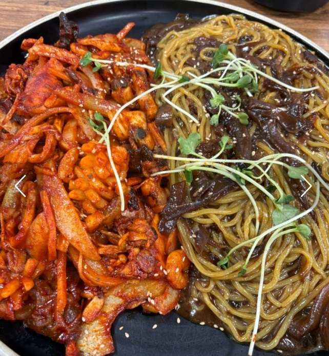 식스센스-시티투어-천안-해물쟁반짜장