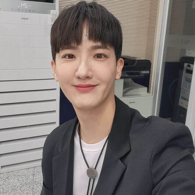 웃고있는 하동근