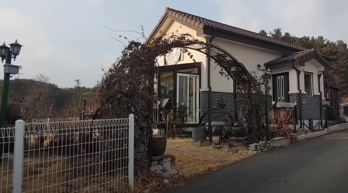 충북 청주 전원주택 매매 급매물 - 내수읍 세교리, 서원구 남이면 석판리, 상당구 미원면 화원리, 남이면 문동리, 상당구 용암동