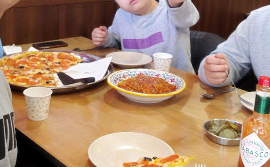 인월 최근우 피자. 피자와 스파게티. 최고의 조합이었다.