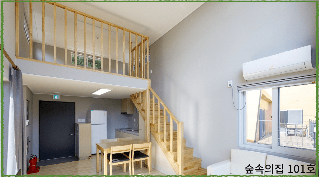 숲속의집4인실(예:101호)-내부1