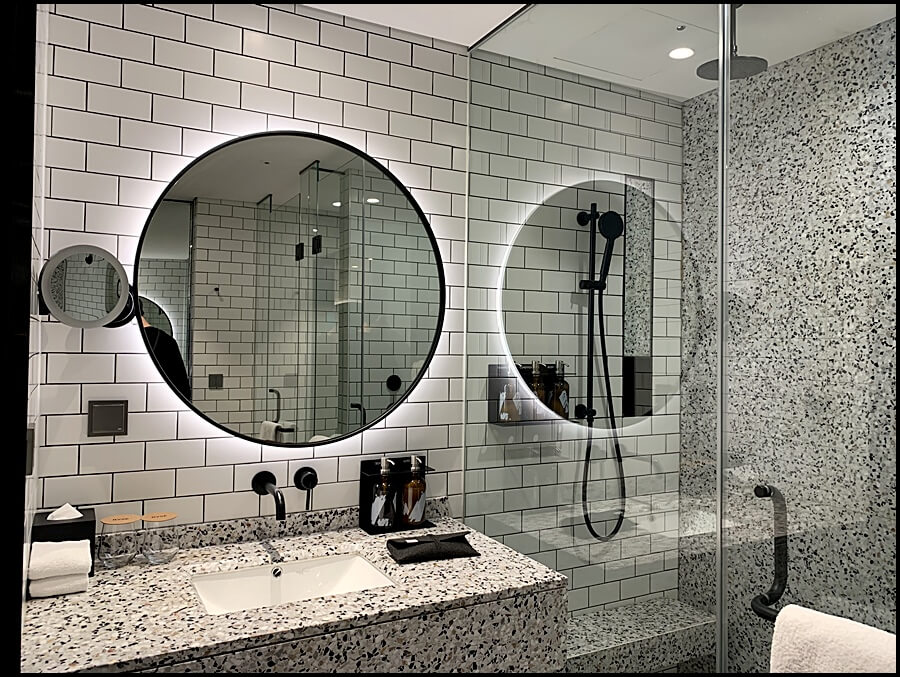 홍대 라이즈 오토그래프 컬렉션 숙박 후기 : 서울 호캉스 추천