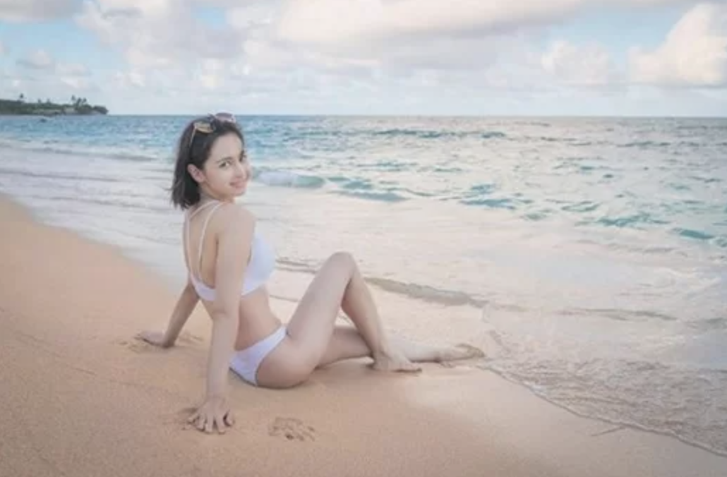 구잘 수영복 몸매