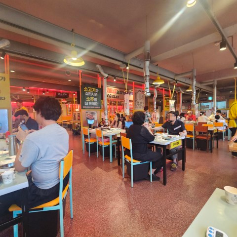 꾸석지한우 내부사진