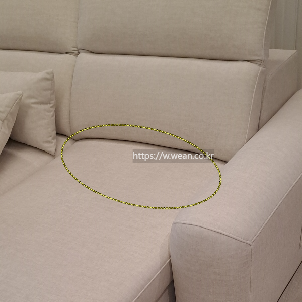 쇼파의 좌방석 사진이에요.