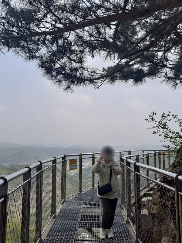 소금잔도에서 인증샷