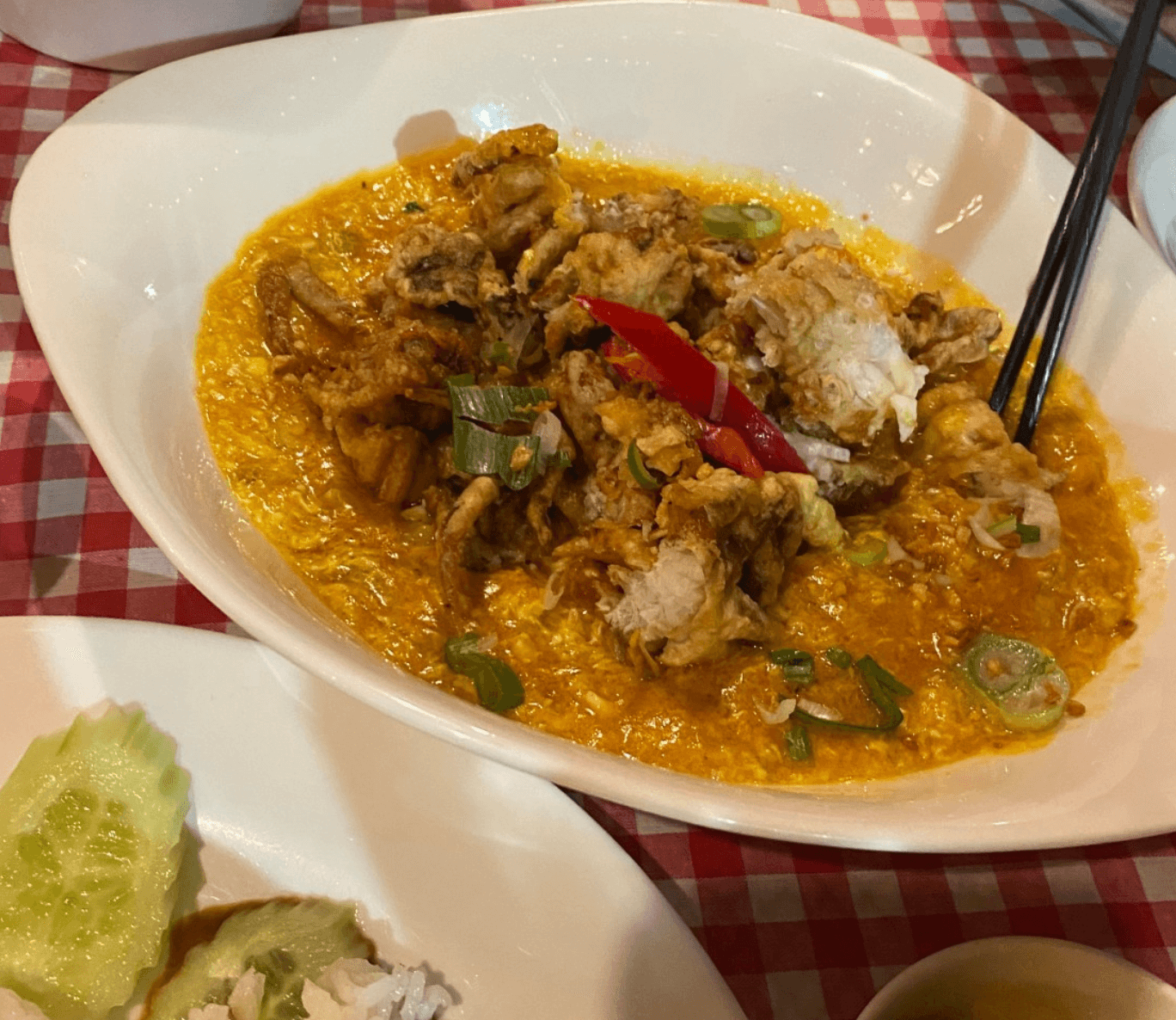 맛있는-푸팟퐁-커리