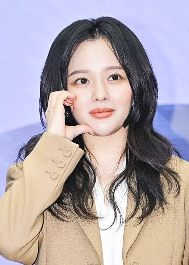배우-정지소