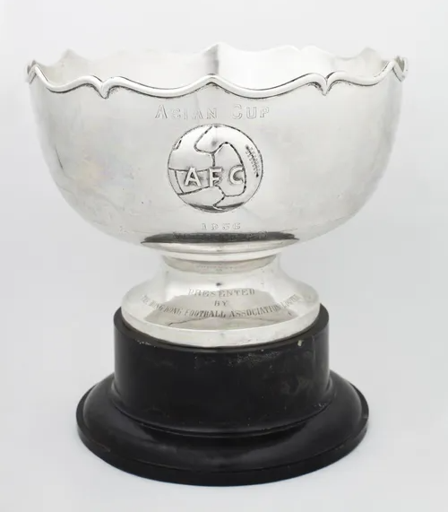 제1회-아시안컵-우승-트로피