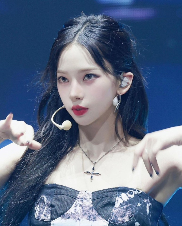 카리나 이재욱