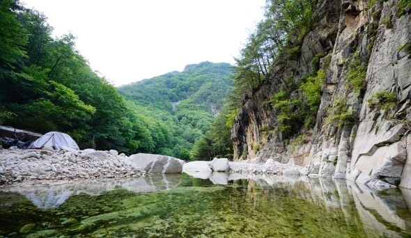 도마치계곡 평상