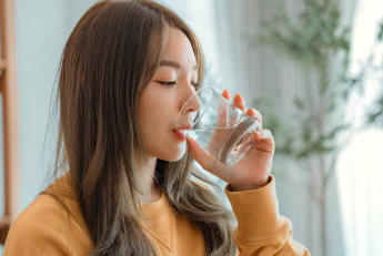 물 많이 마시기