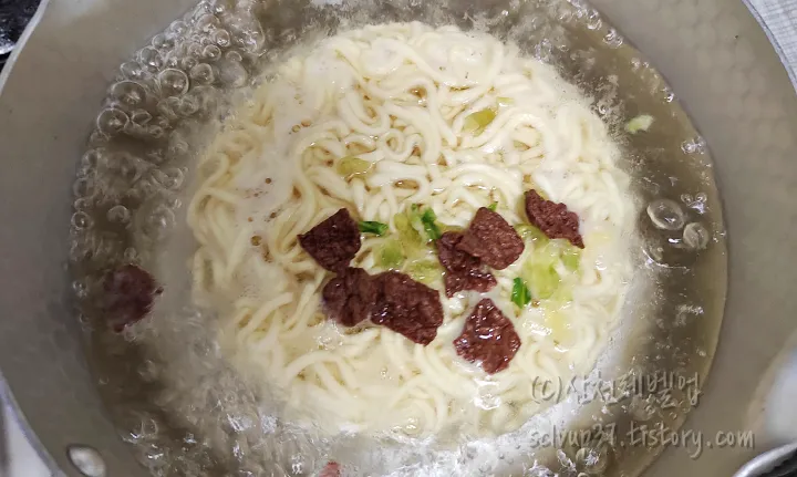 건면 후레이크 조리