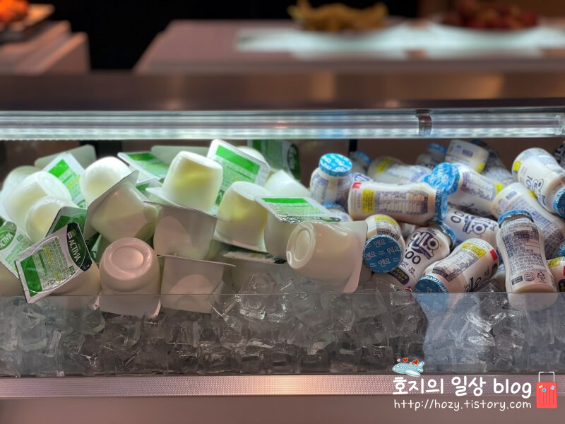 코트야드 메리어트 수원 조식_요거트