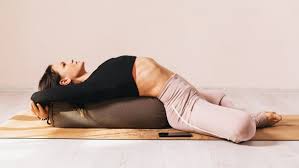 수프타 바다 코나아사나(Supta Baddha Konasana)