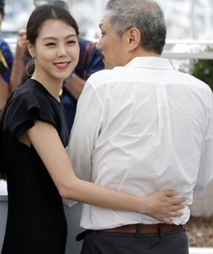 김민희 홍상수 포옹