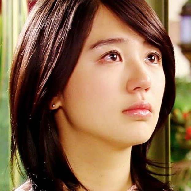 가수-겸-배우-윤은혜