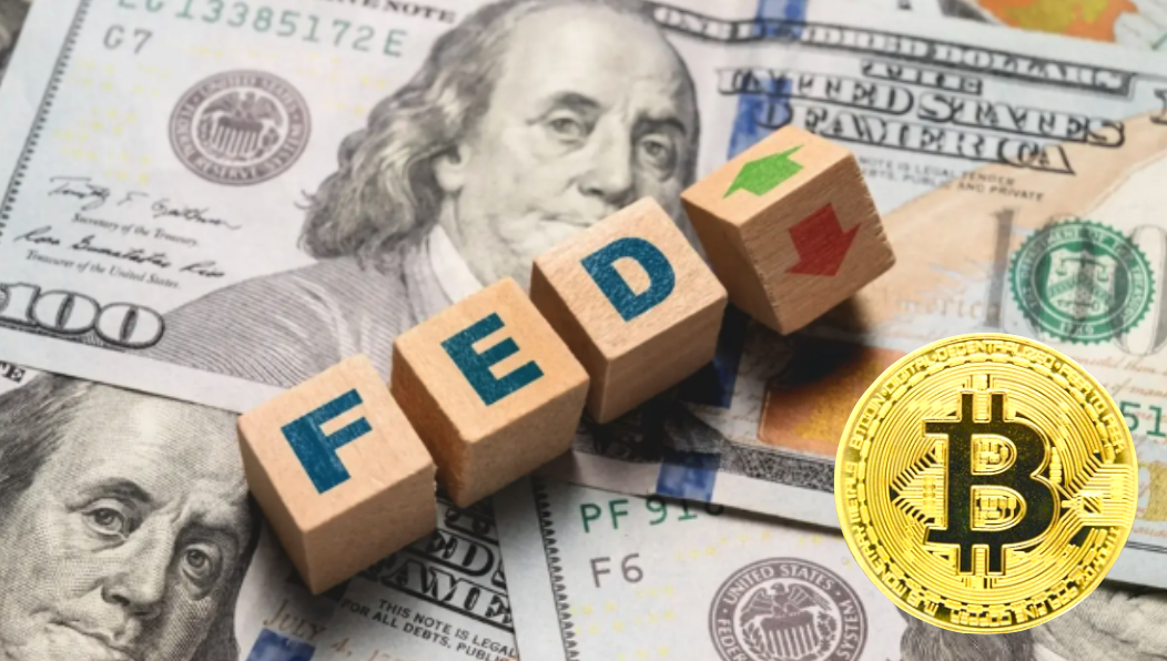 FOMC 회의 배경
2025년 3월 FOMC 회의를 앞두고 금융 시장은 긴장감 속에서 움직였습니다. 비트코인 가격은 3월 17일 $84,500에서 3월 18일 $81,300으로 하락하며 변동성을 보였습니다. 이는 FOMC 회의 결과에 대한 불확실성으로 인해 투자자들이 위험을 줄이고 레버리지를 감소시키는 경향 때문이었습니다.
주식 시장 역시 신중한 모습을 보였으며, 투자자들은 연준의 결정을 예의주시하고 있었습니다. 시장은 이번 회의에서 금리 동결을 기정사실화하고 있었으나, 향후 금리 인하 가능성에 대한 기대감도 높아지고 있었습니다.
특히 최근 몇 달간 물가 상승률이 둔화되고 경기 둔화 우려가 커지면서 금리 인하에 대한 필요성이 부각되고 있었습니다. 경제 지표들은 혼조세를 보이고 있었습니다. 고용 시장은 여전히 강세를 유지하고 있었지만, 제조업 부문의 약세와 소비자 지출의 둔화 조짐이 나타나고 있었습니다.
이러한 상황에서 연준의 결정이 향후 경제 방향을 결정짓는 중요한 요인이 될 것으로 예상되었습니다.