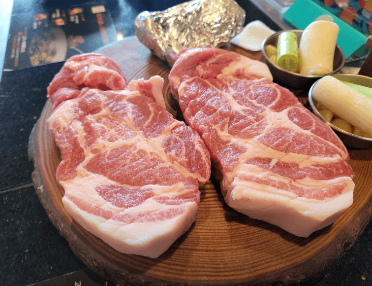 모래 내 시장 맛집 " 경성금돼지 " 음식 사진