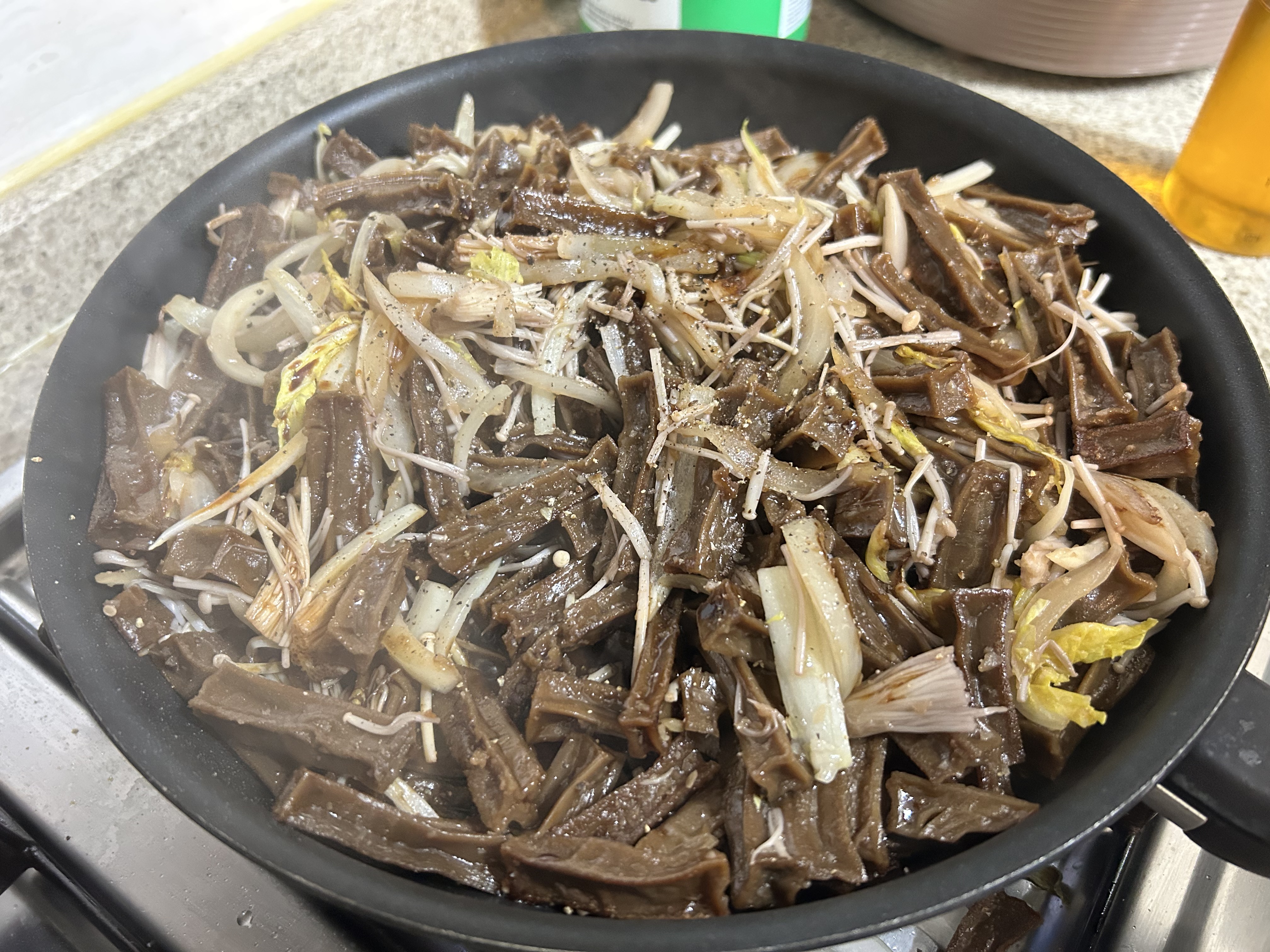 [chef&amp;#44; Daddy] 도토리묵볶음 레시피｜쫀득한 건도토리묵 반찬 간단하게 만들기