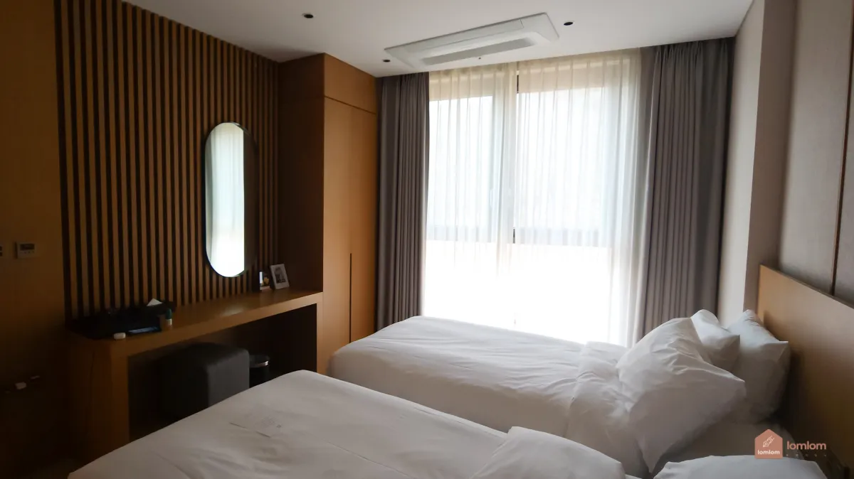 레스트리-리솜-침실03