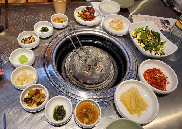청기와타운 홍대점 밑반찬