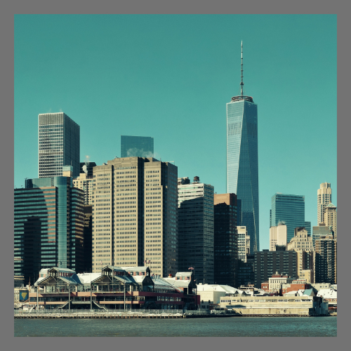 높은 건물이 가득한 풍경