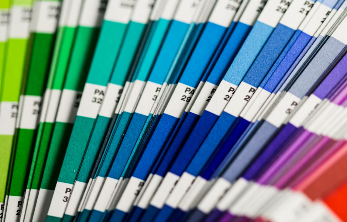 색채 심리학과 소비자 행동 관련 이미지