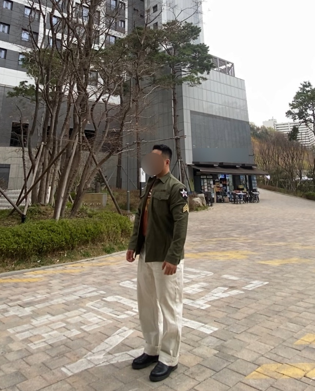 데일리룩('26. 4. 8.)논스탁 OG-107 복각패치 워크셔츠, 비전스트릿웨어 빈티지 티셔츠, 무신사스탠다드 레플리카 퍼티그 팬츠 오어슬로우ST, 닥터마틴 2976 첼시부츠