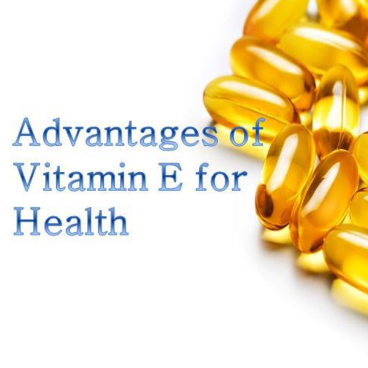 비타민E-영양제가-바닥에-놓여있는모습