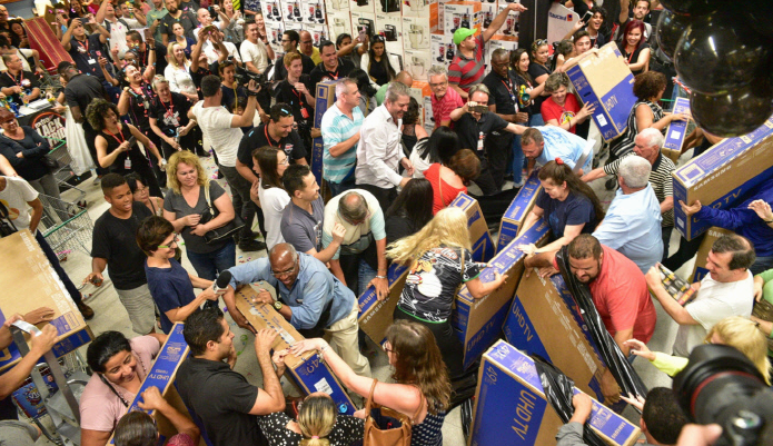 블랙 프라이데이