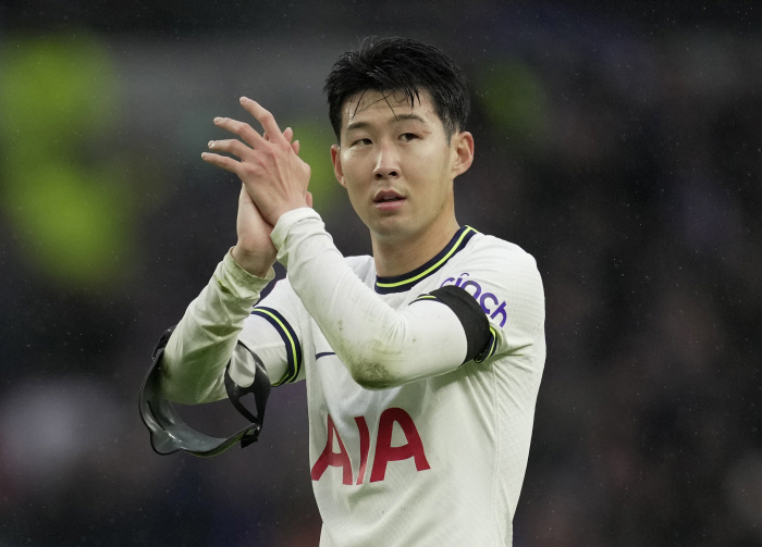 손흥민 100호 골 압박감