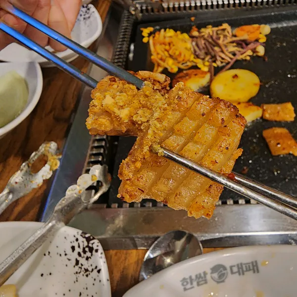 가격파괴 Why 돼지 5종 소갈비찜 무제한 셀프바 포함 1인 13900원