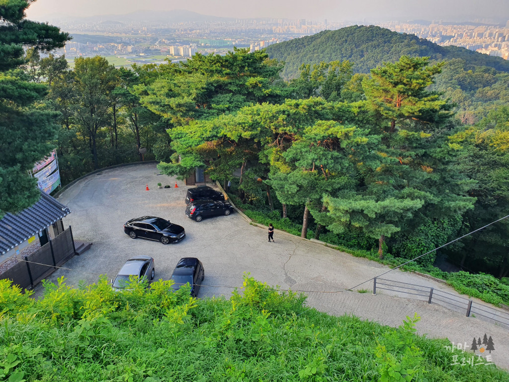 독산성 보적사 주차장