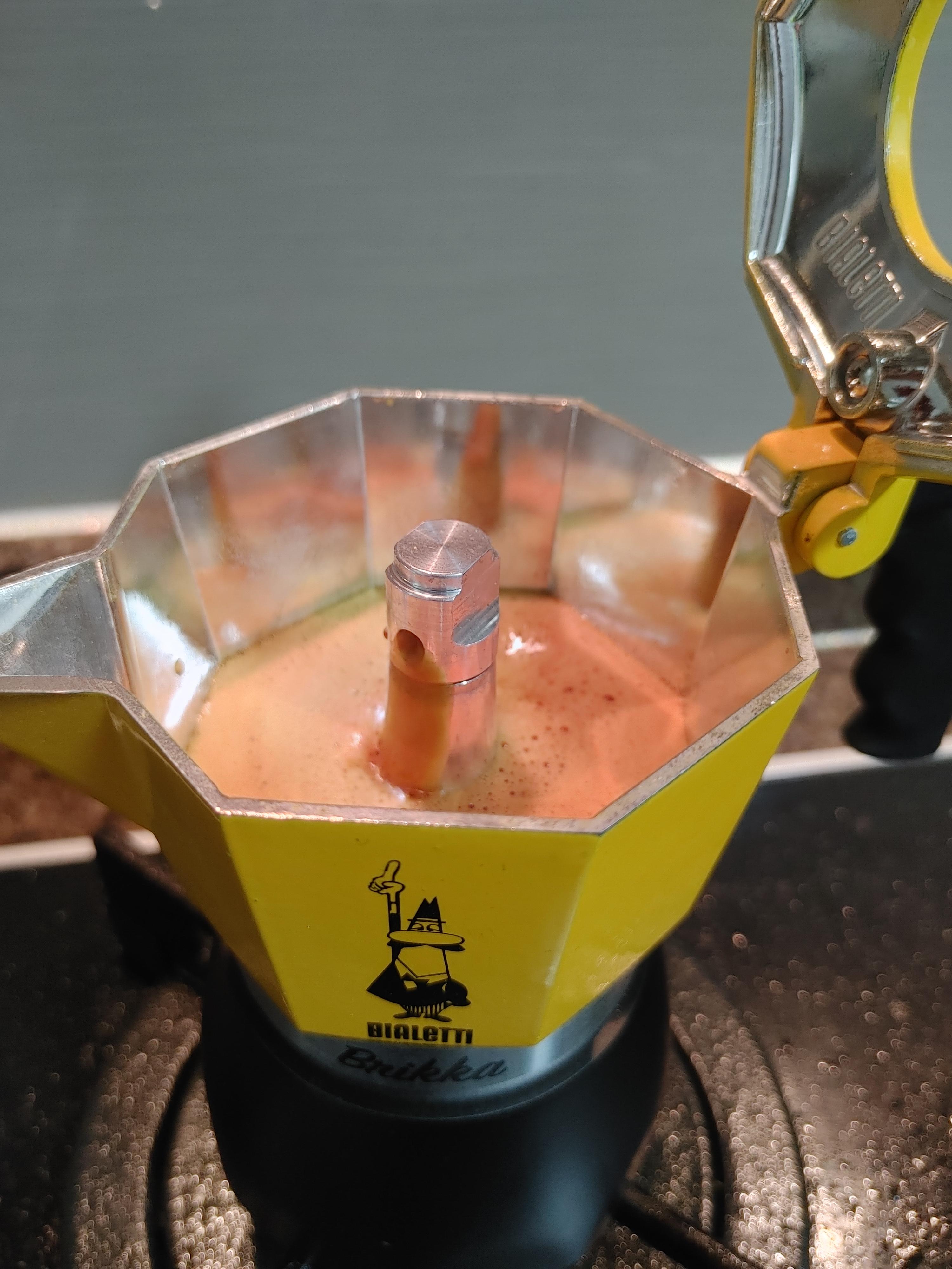 비알레띠 모카포트 에스프레소 추출